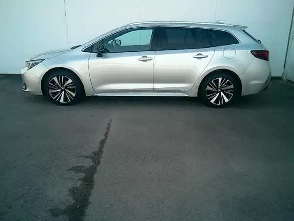 COROLLA TS